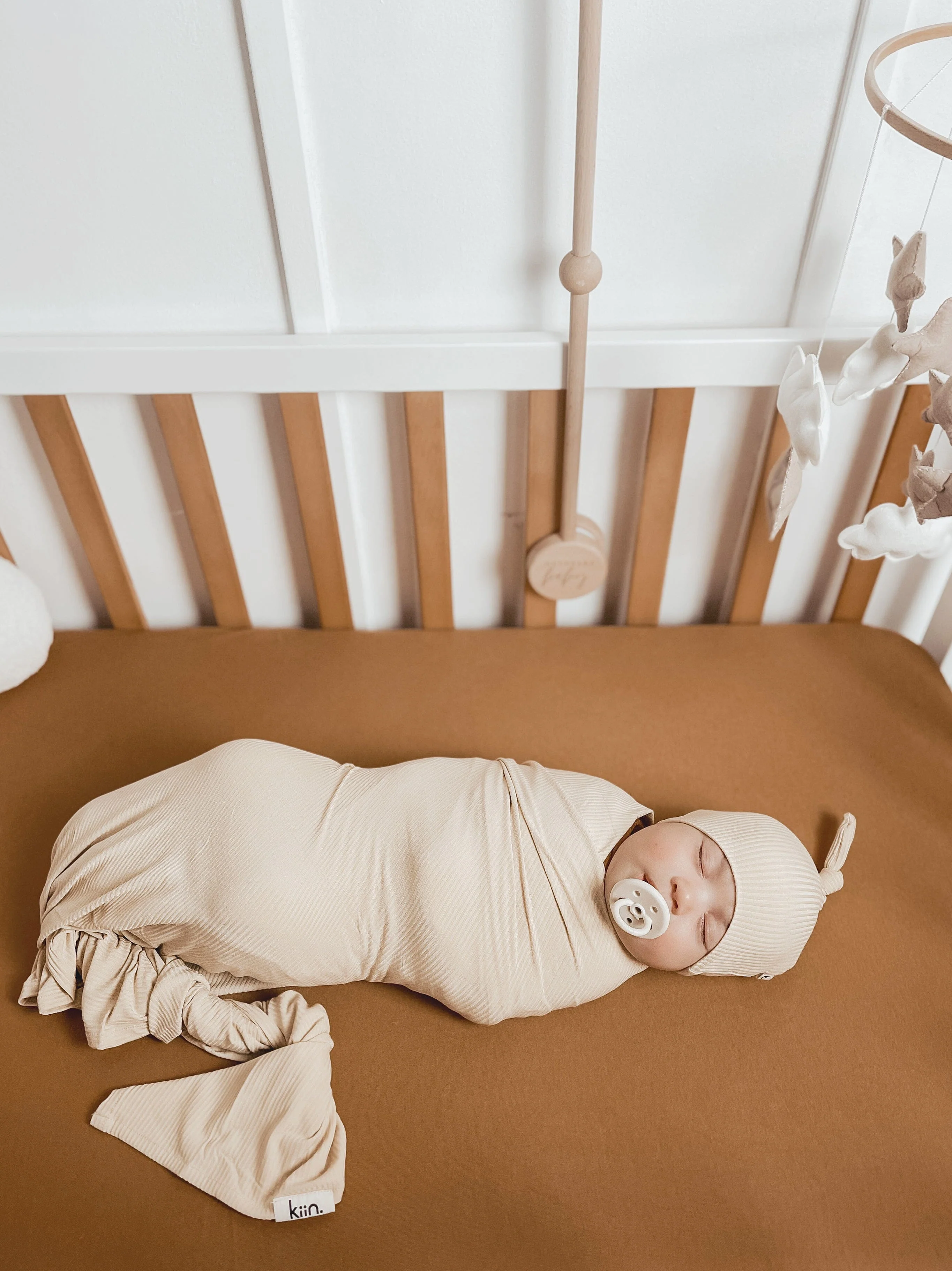 Bamboo Stretch Swaddle - Image 13