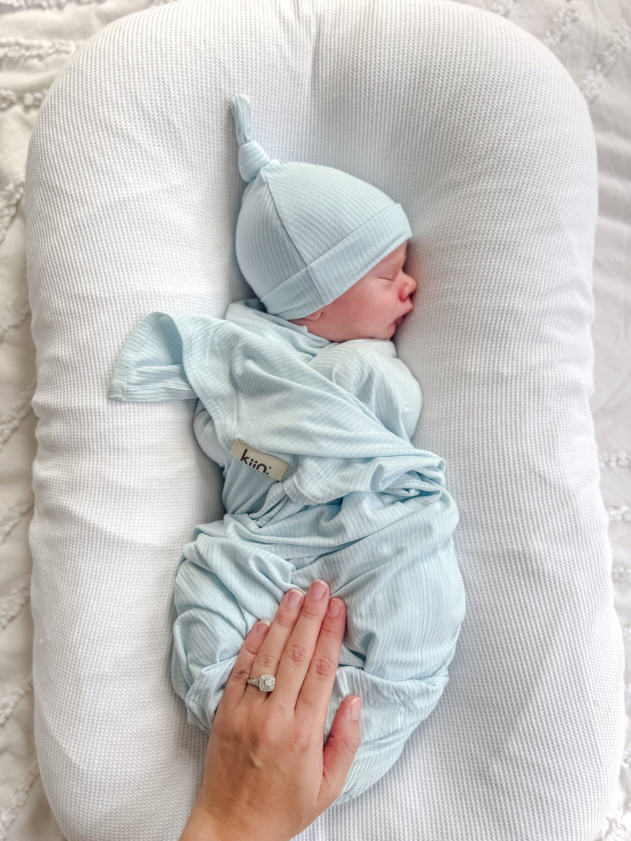 Bamboo Stretch Swaddle - Image 4