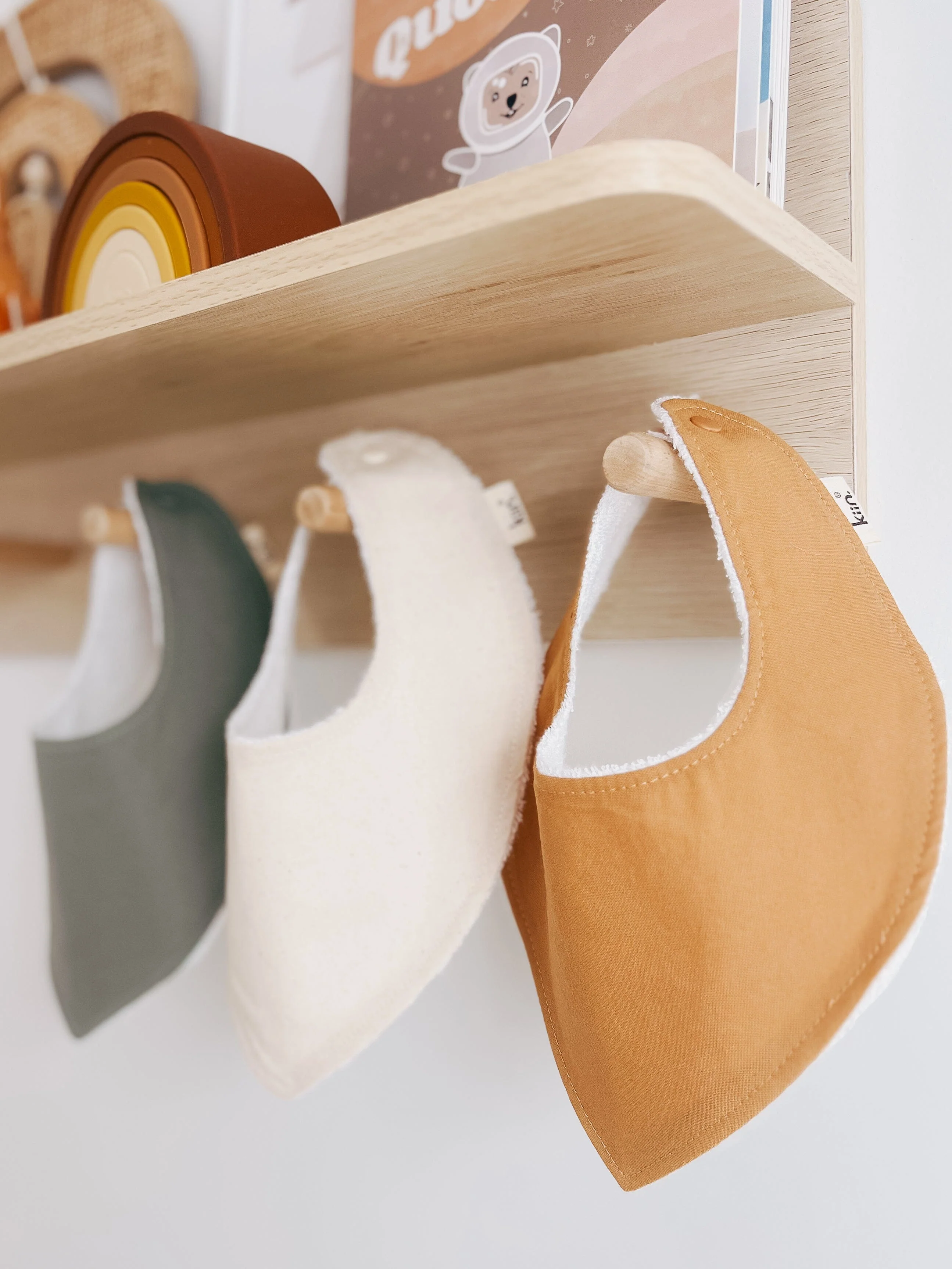 Dribble Bib - OUTLET - Image 7