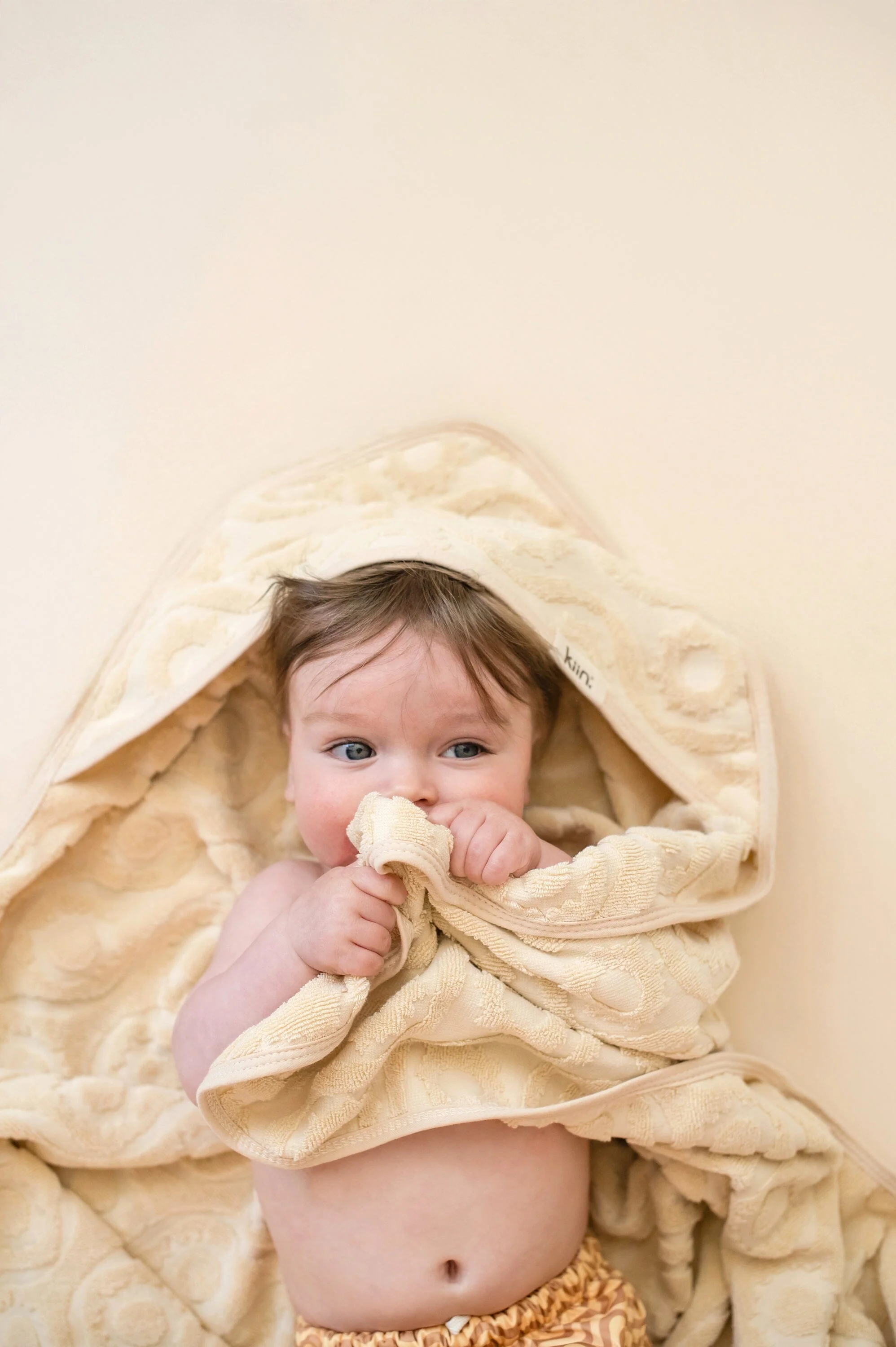 Hooded Beach Towel - Image 12
