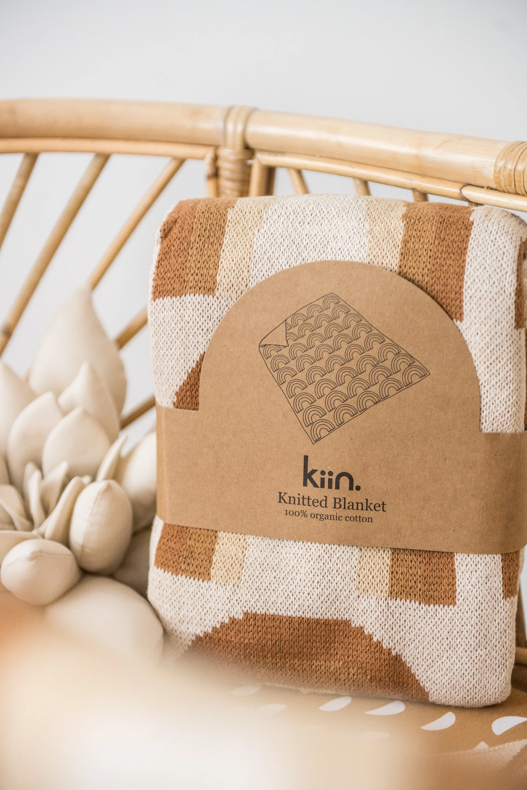 Organic Cotton Knitted Blanket - Image 9