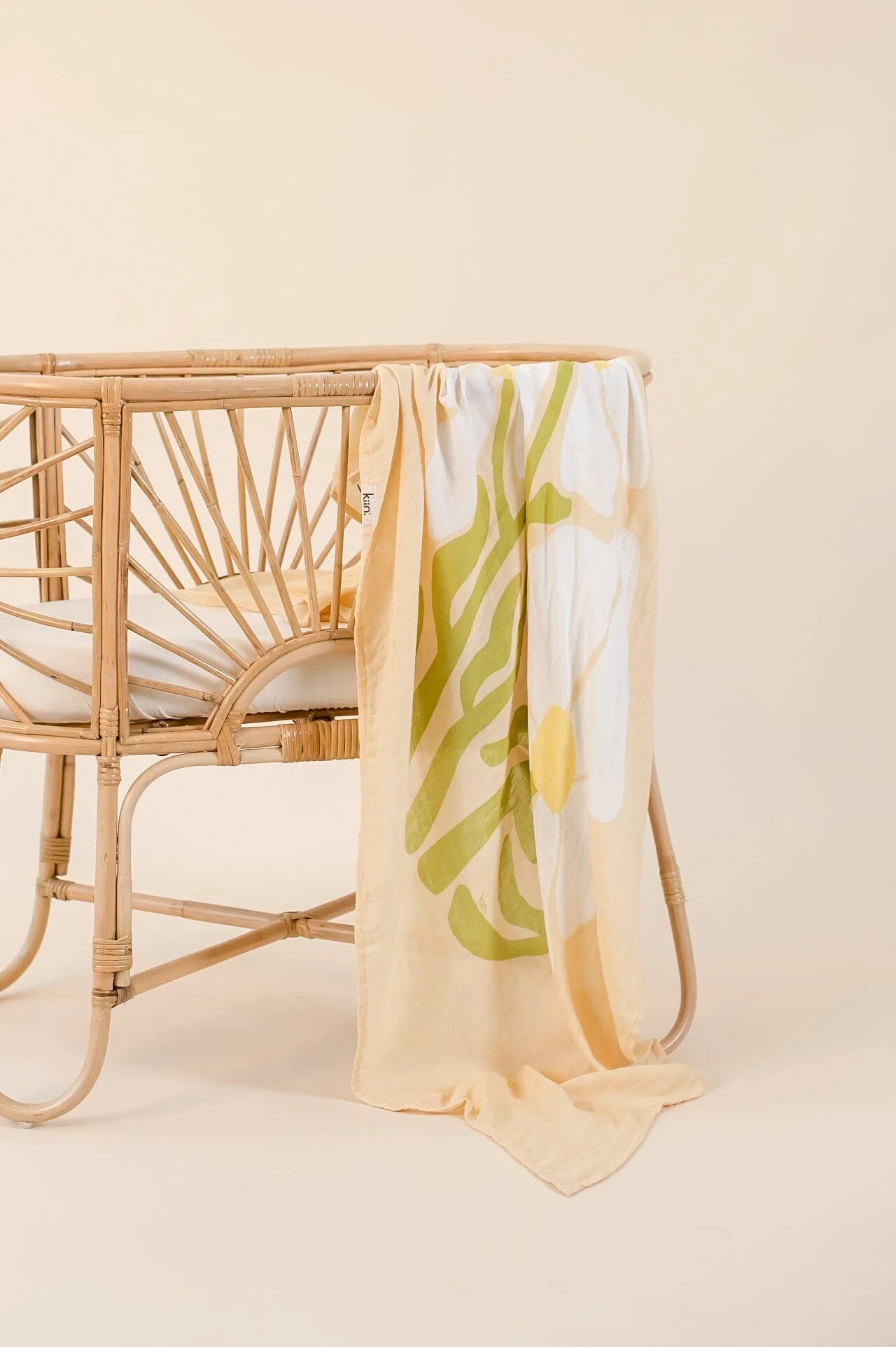 Organic Muslin Swaddle - Fleur Warm Oat (Limited Edition) - Image 7