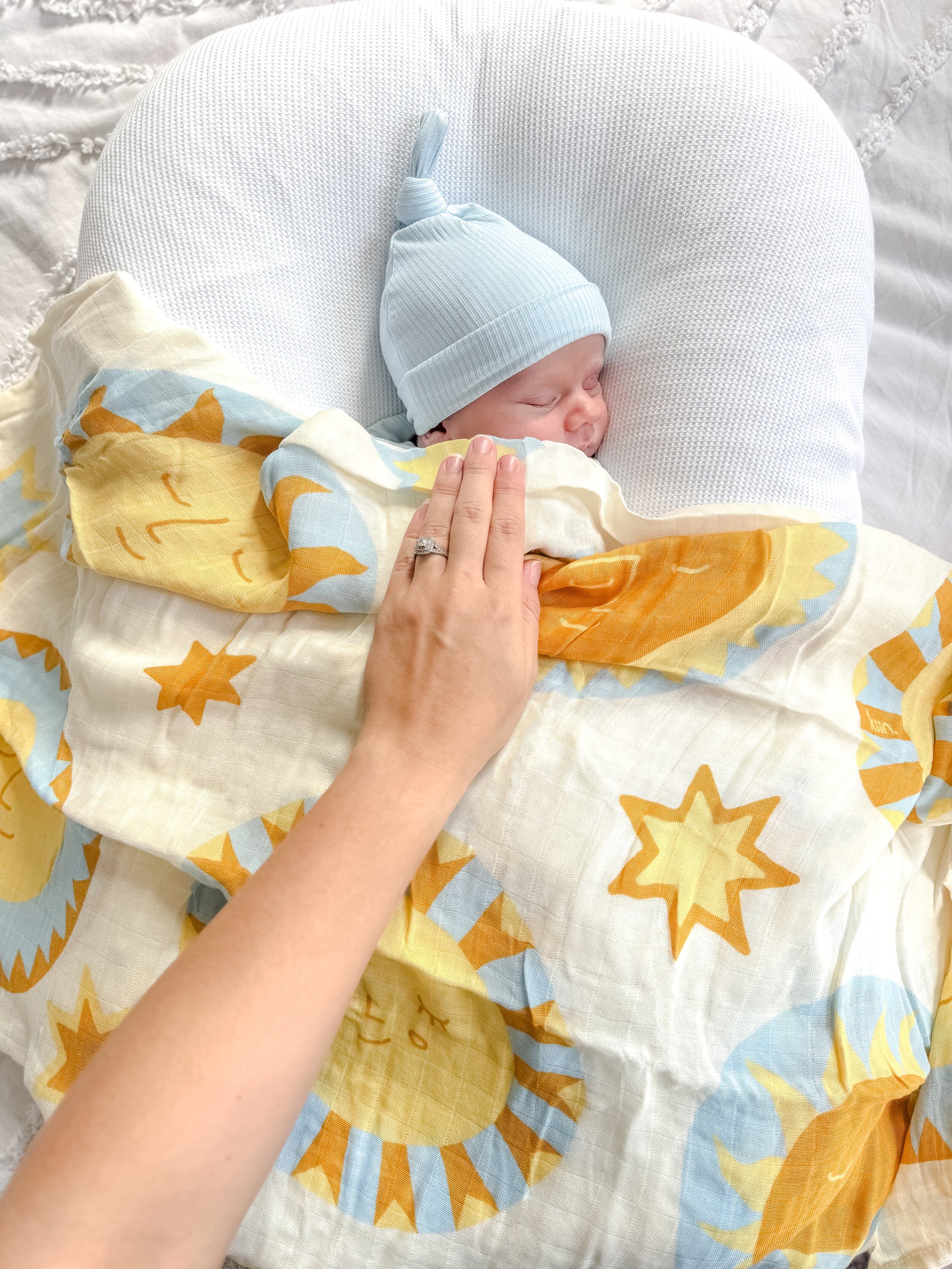 Organic Muslin Swaddle - Sunny Day (Limited Edition) - Image 8