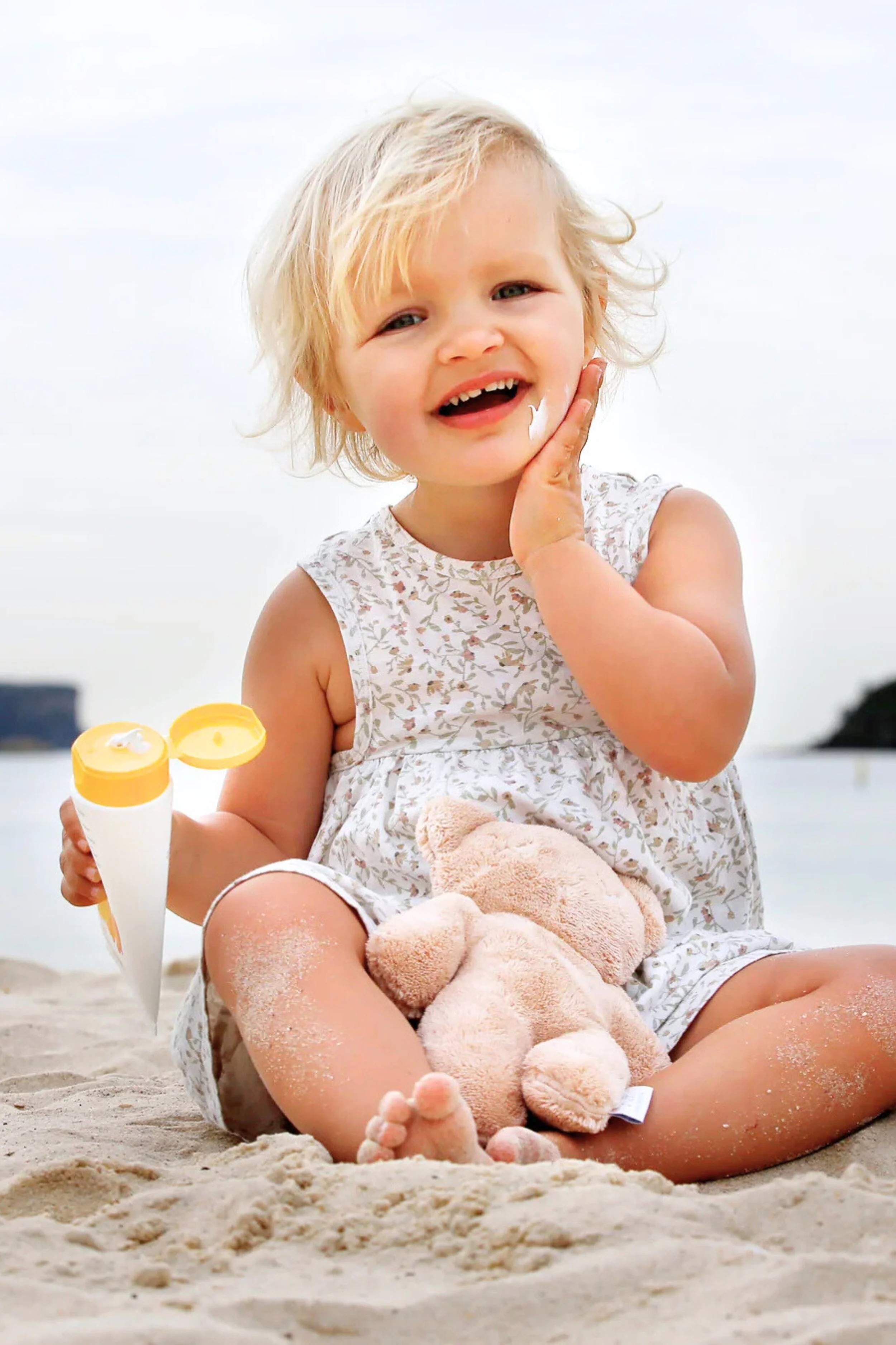 Sensitive Skin Sunscreen SPF50+ - Image 3