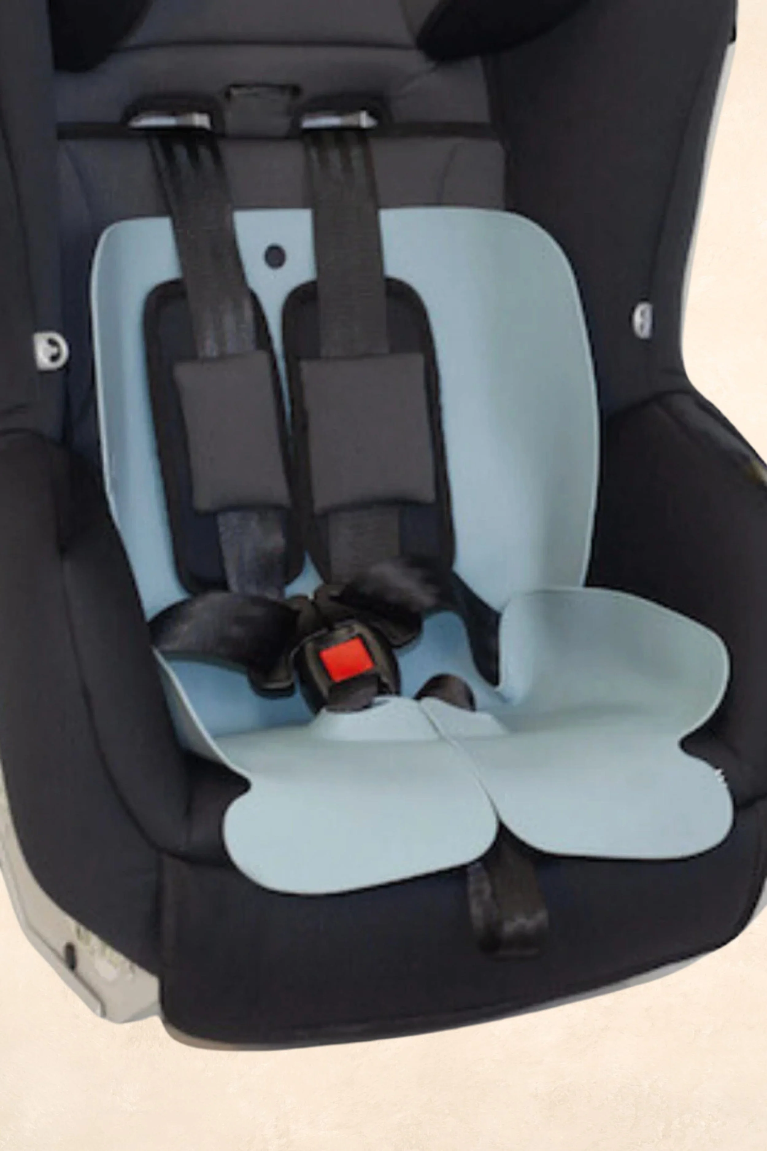 Waterproof Car Seat & Pram Liner - Image 17